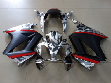 02-12 Mat & Camo VFR800 Carénage