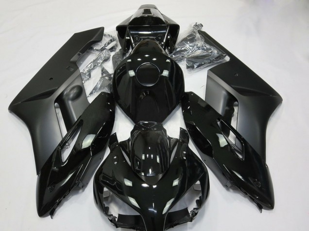 04-05 Noir Mat & Brillant CBR1000RR Carénage 04-05 Noir Mat & Brillant CBR1000RR Carénage