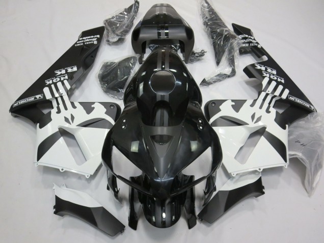 05-06 Logo Punisher Noir Mat & Blanc CBR600RR Carénage